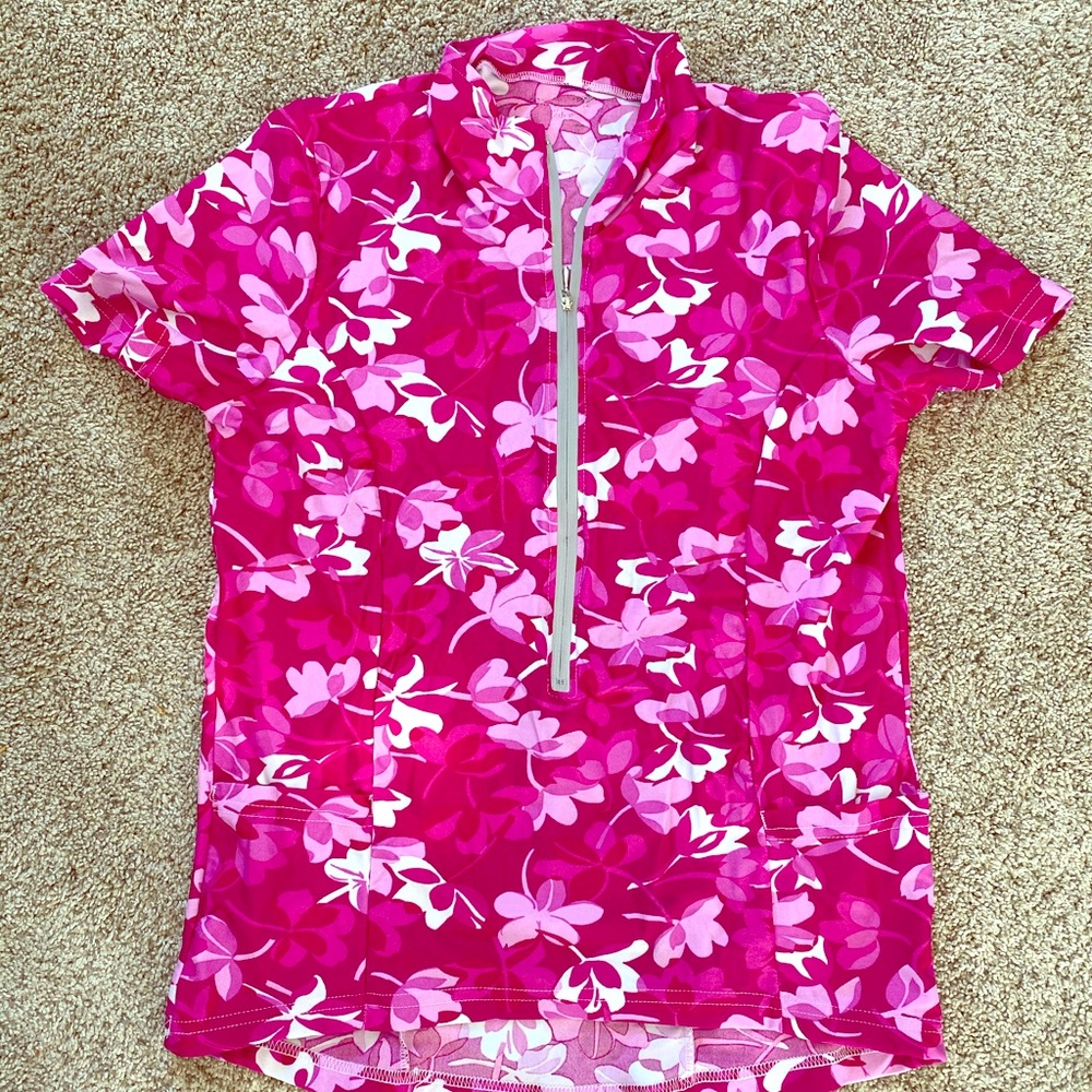 Cycling shirt with back pocket!